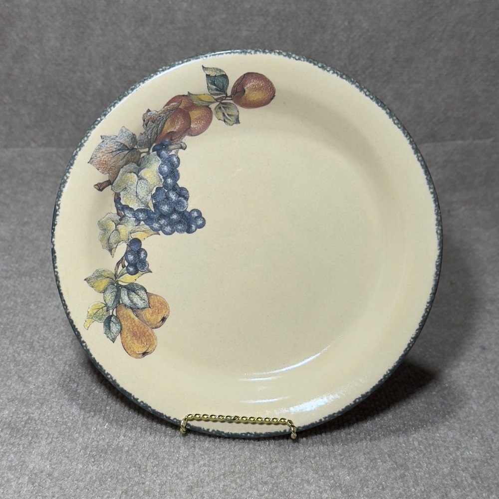 Vintage Plate Colonial Home Garden Cottage Farm Fruit 10” Stoneware 2002 USA